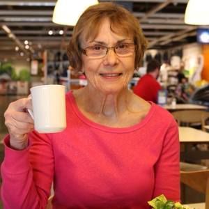 Meet your Posher, Elizabeth